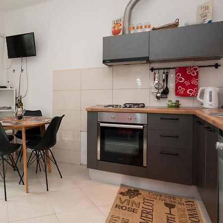 Apartments Alisa Бродарица Экстерьер фото
